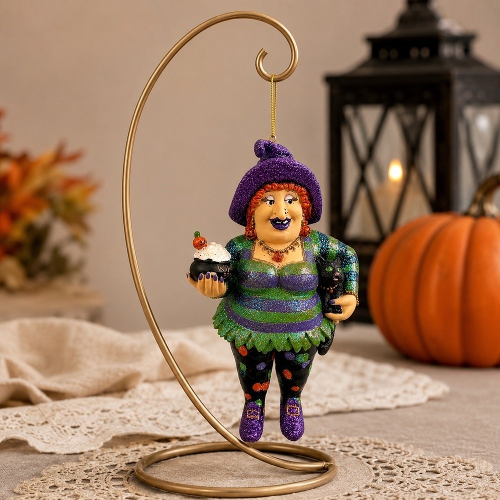 December Diamonds Winnie the Witch 2006 Halloween Ornament Black Cat  Retired